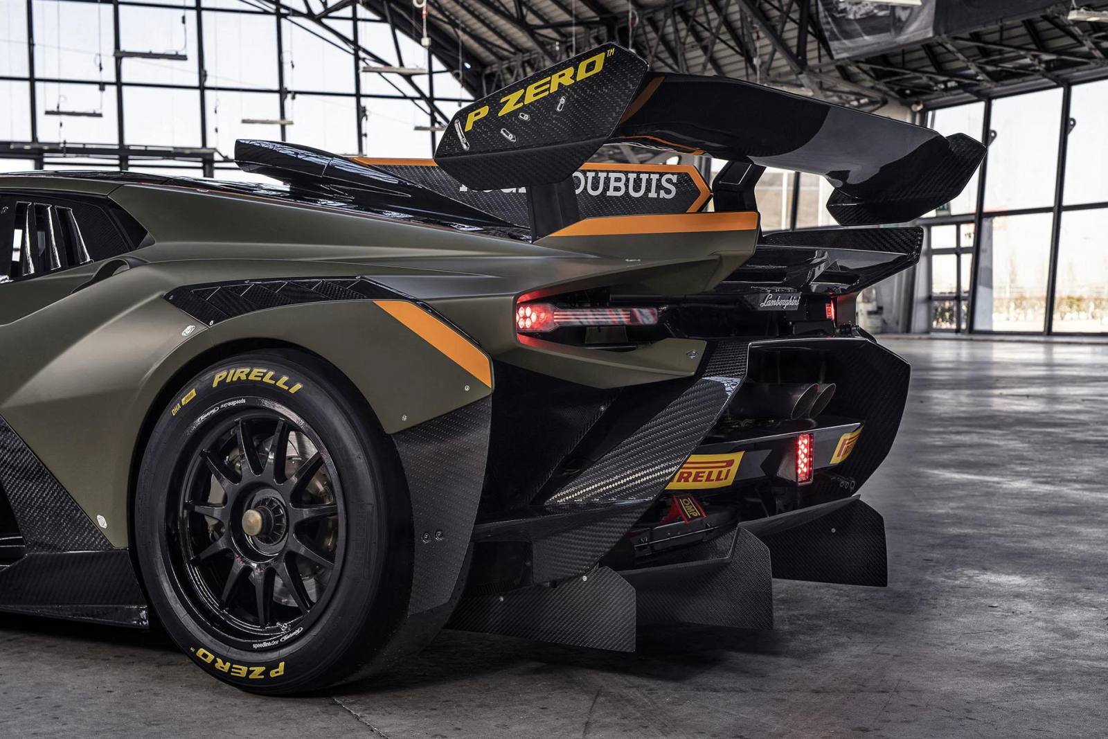 Huracan Super Trofeo EVO2