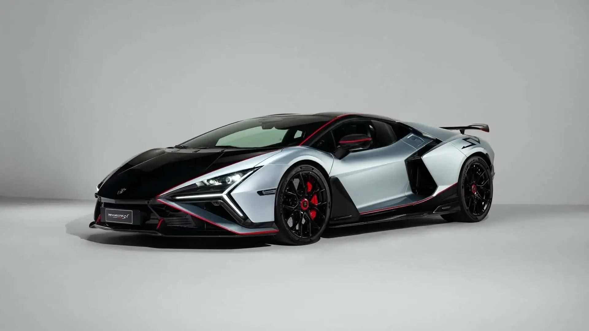 Revuelto SV