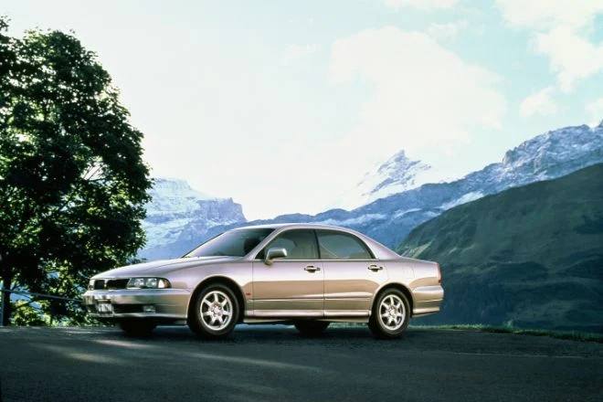 Diamante 3.5 V6 (F41A)