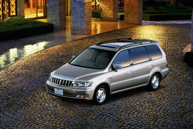 Chariot Grandis 2.4 GDI