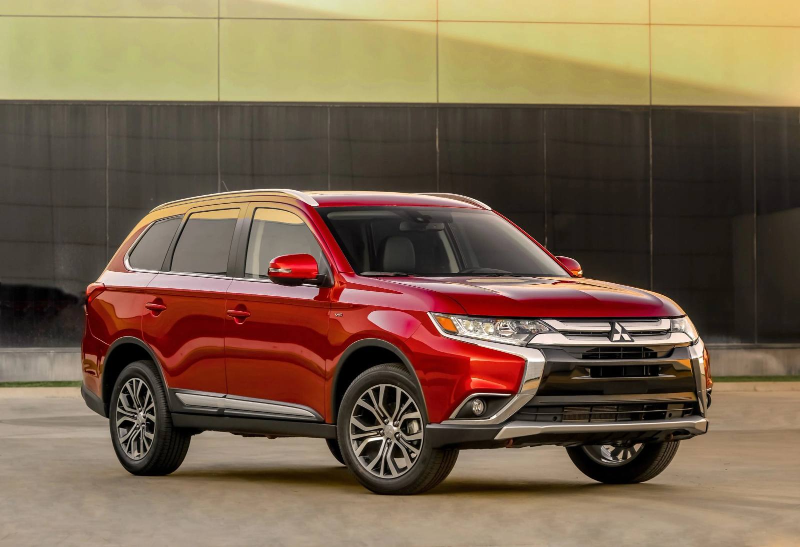 Outlander 3.0 V6