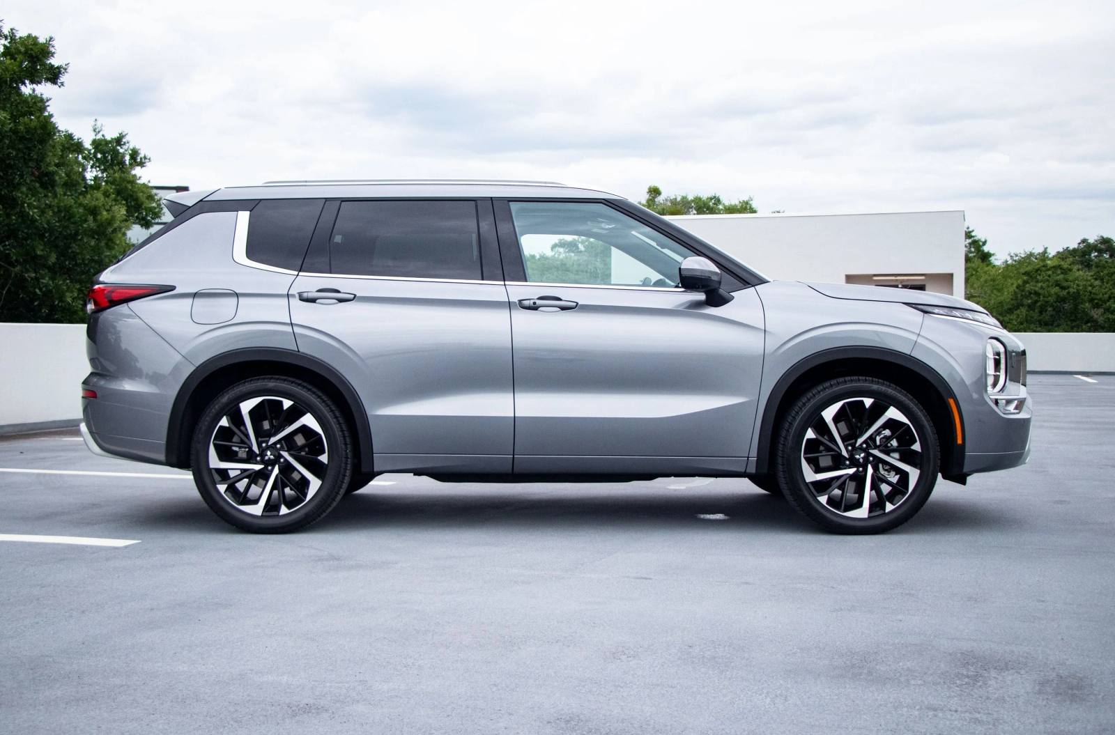 Outlander 2.5