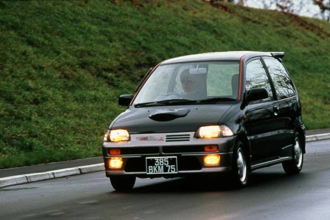 Minica Dangan ZZ-4
