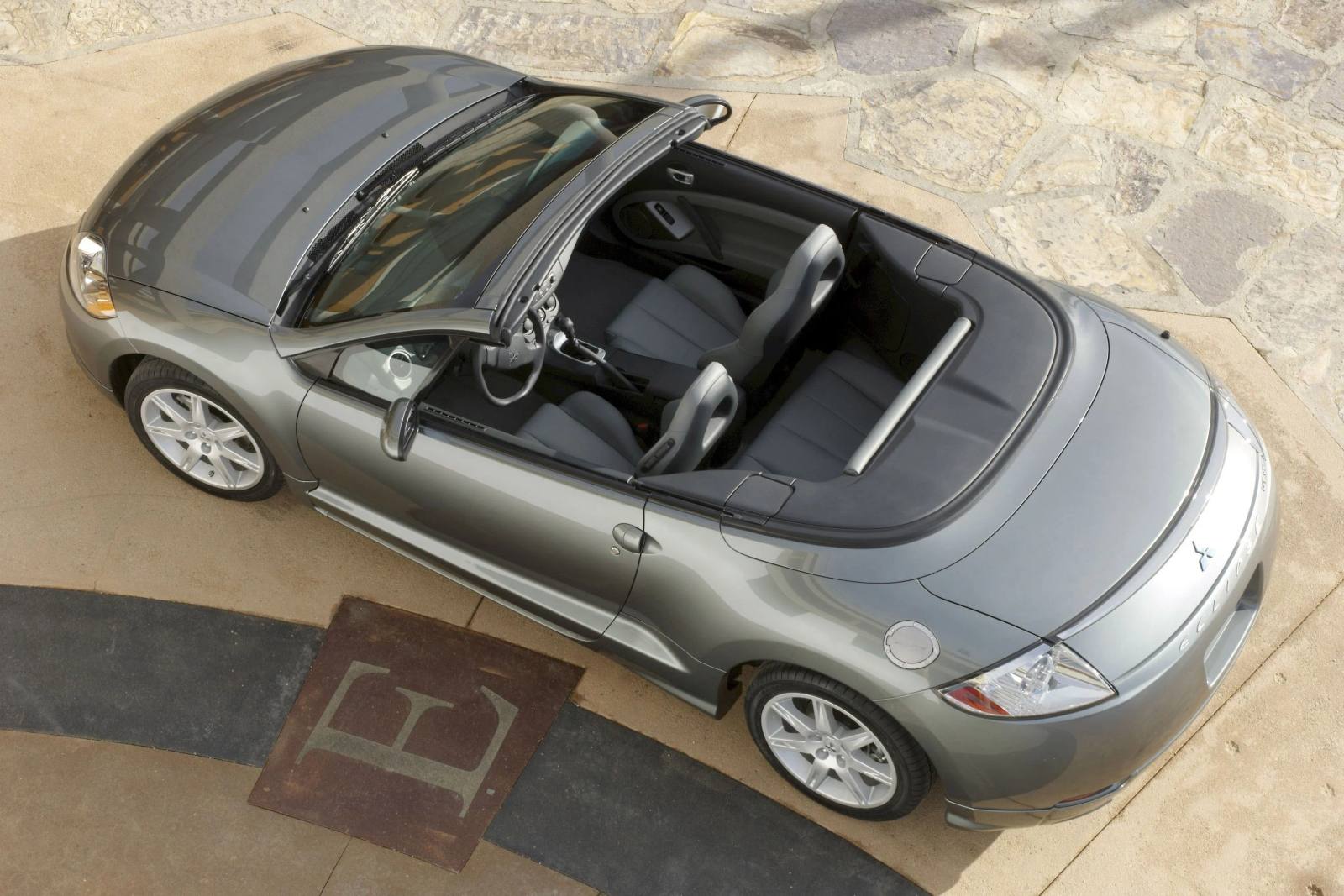 4G Spyder GT 3.8 V6 (DK4A)