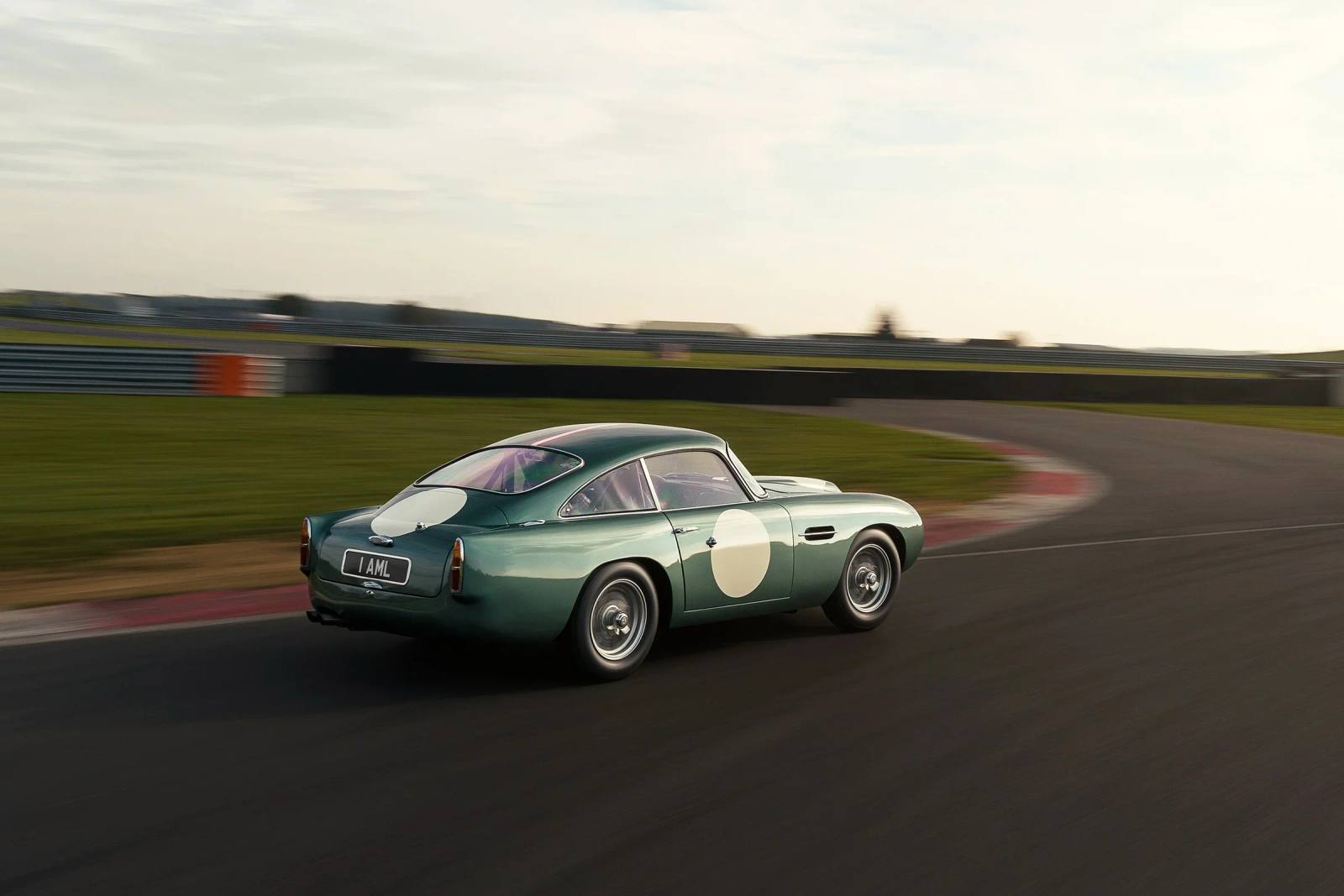 DB4 GT Continuation