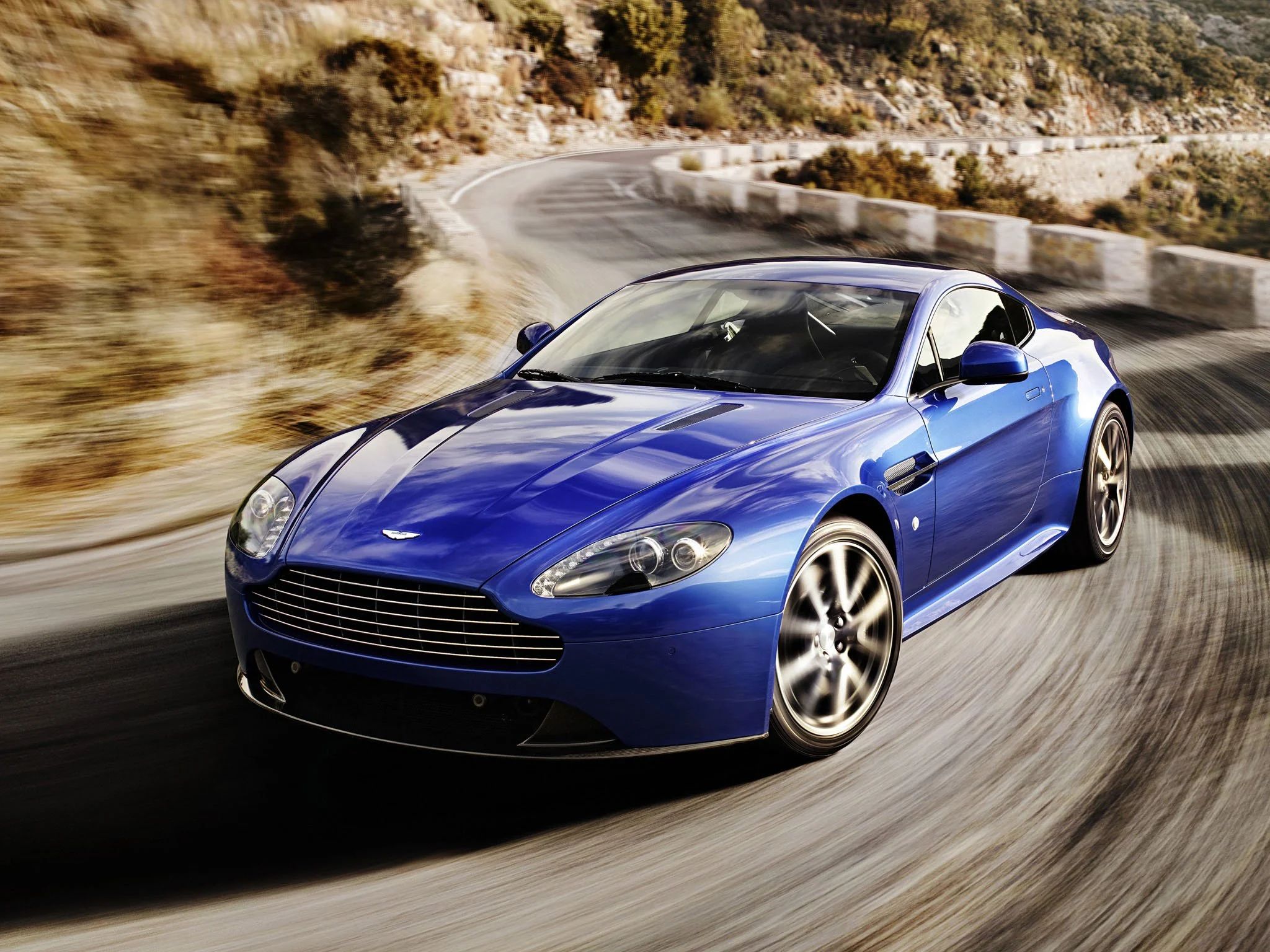 V8 Vantage