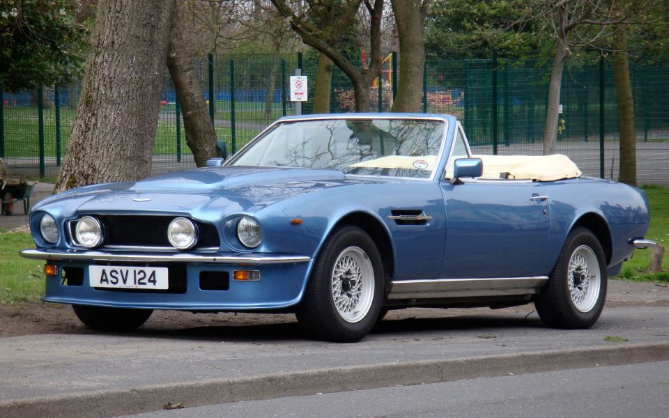 Vantage V8