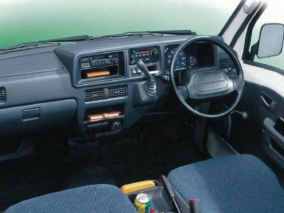 Sambar Van 0.66 NA 4WD