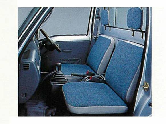 Sambar Truck 0.66 NA 4WD