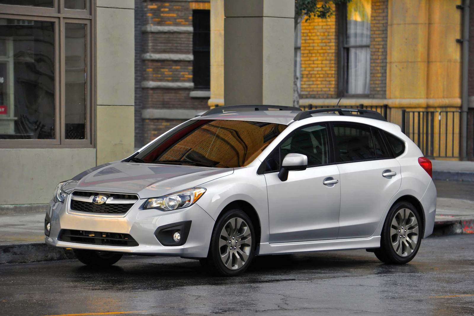 Impreza 1.6i Sport FWD (5-door)