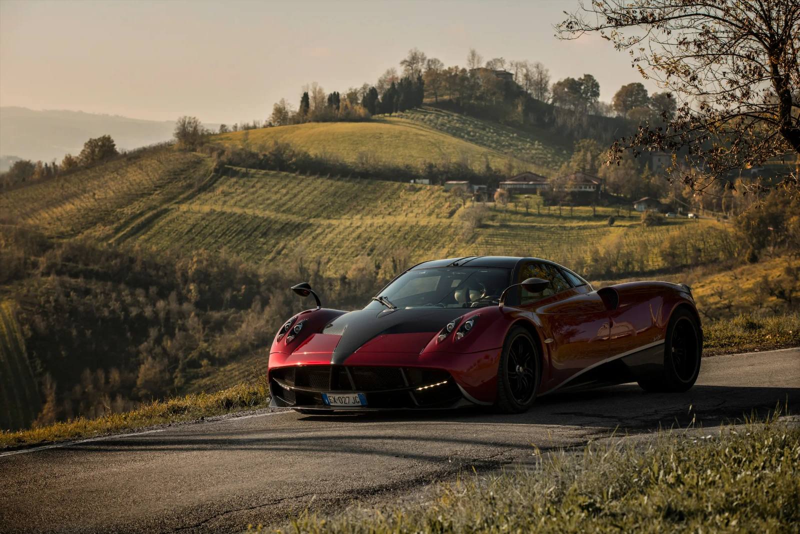 Huayra 70 Derecho (few-off, Grandi Complicazioni)