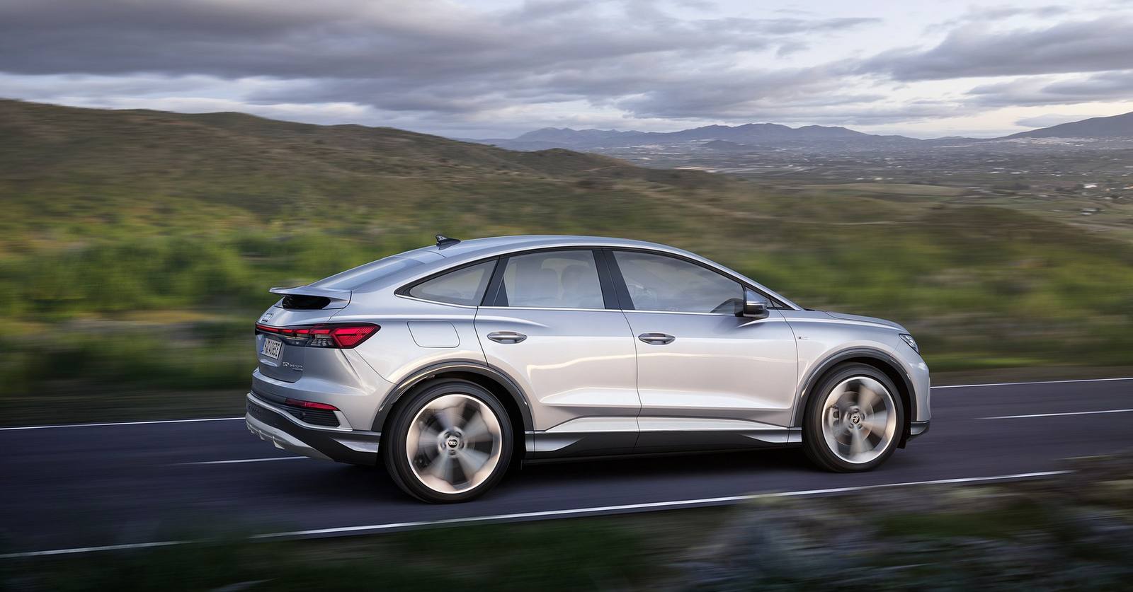 Q4 Sportback 50 e-tron quattro