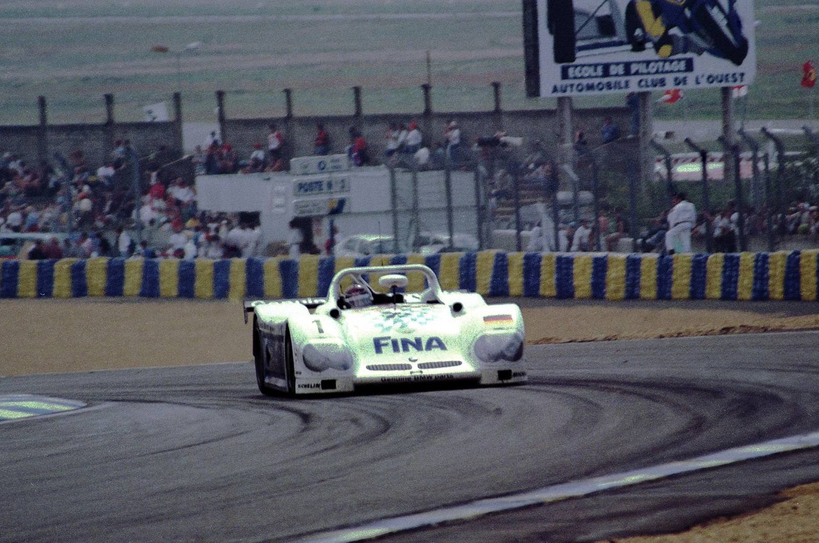 V12 LM