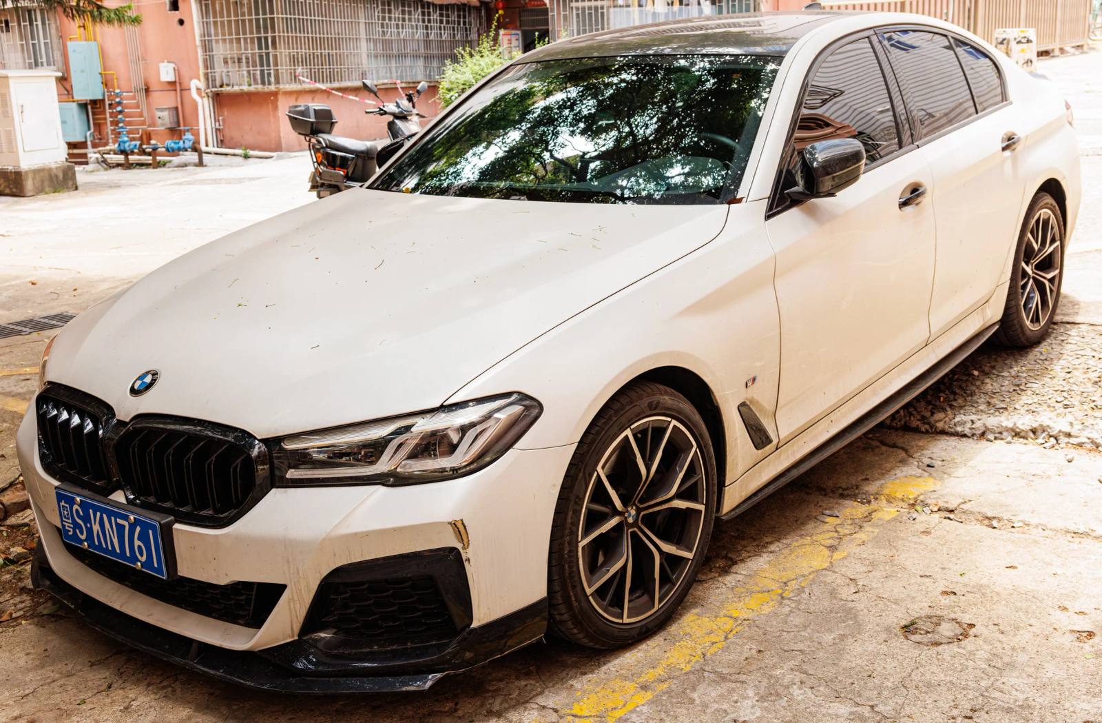 530i