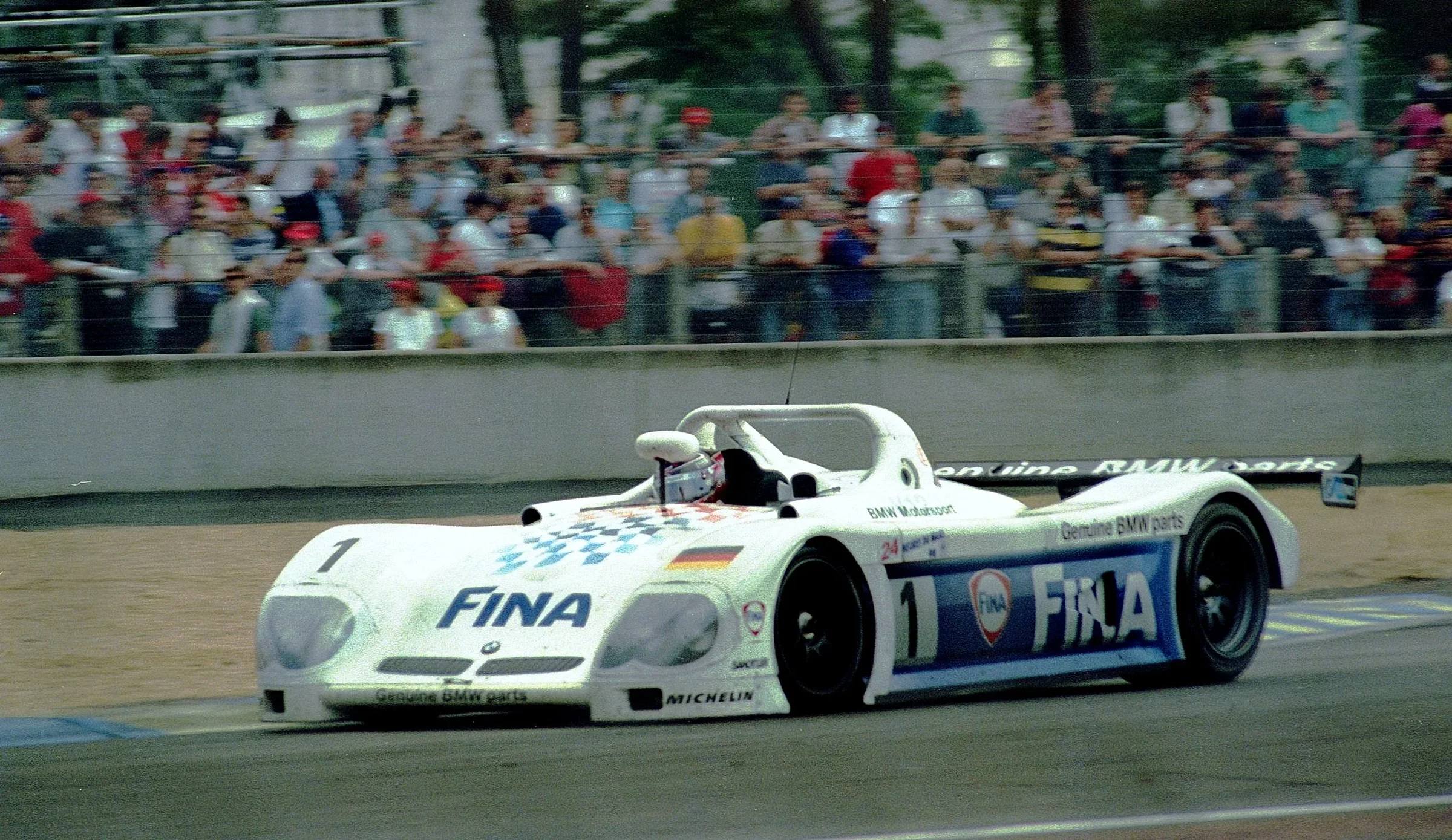 V12 LM
