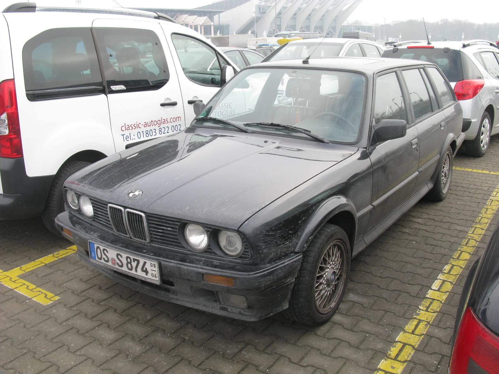 325i Touring
