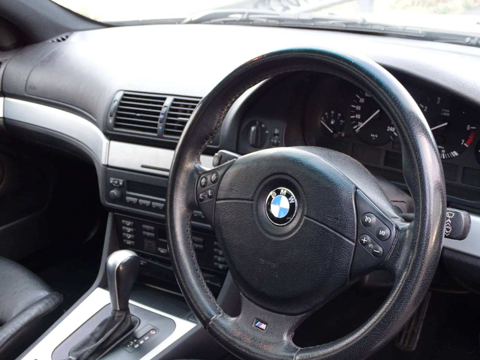 530i Touring