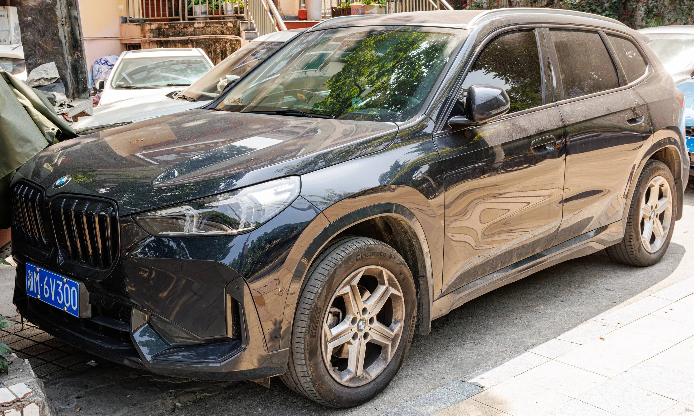 sDrive18i
