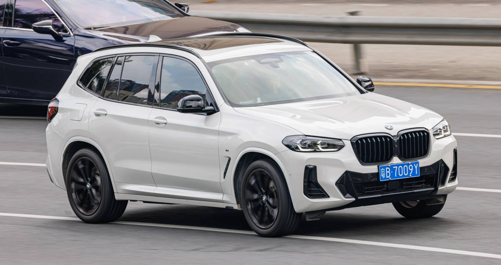 xDrive30i