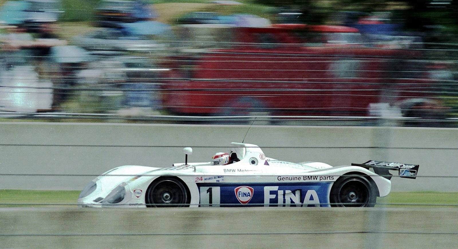 V12 LM
