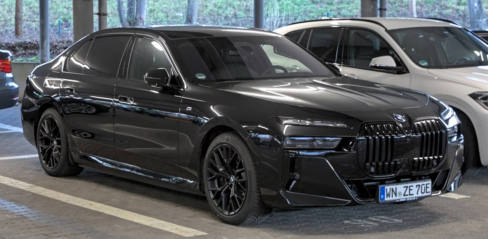 xDrive60