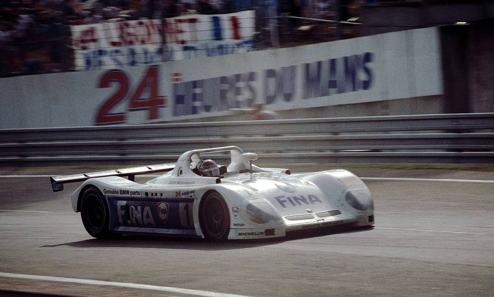 V12 LM