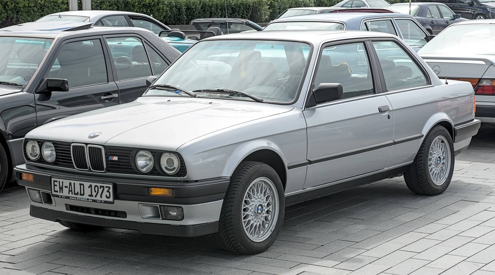 318i