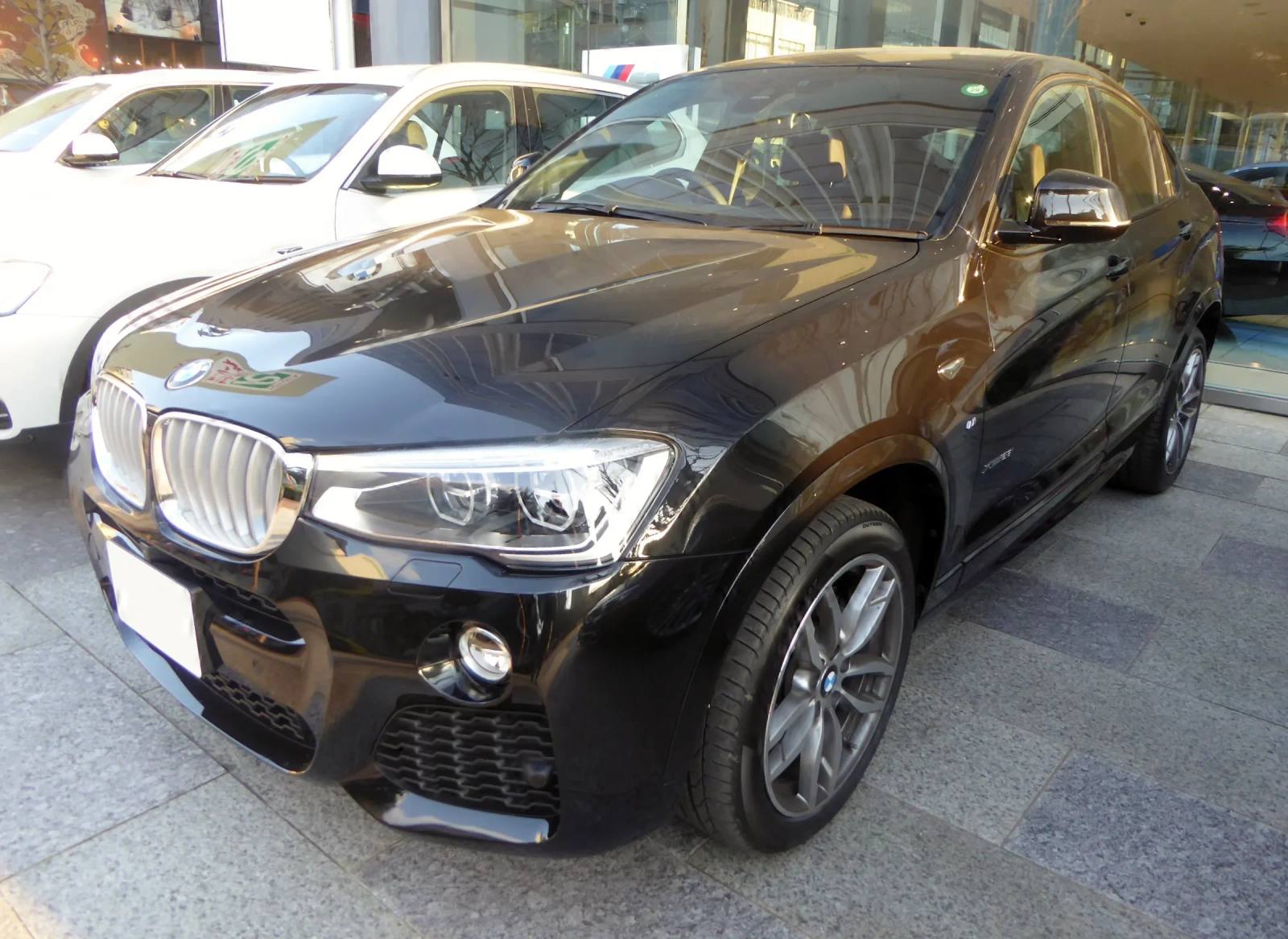 xDrive20i