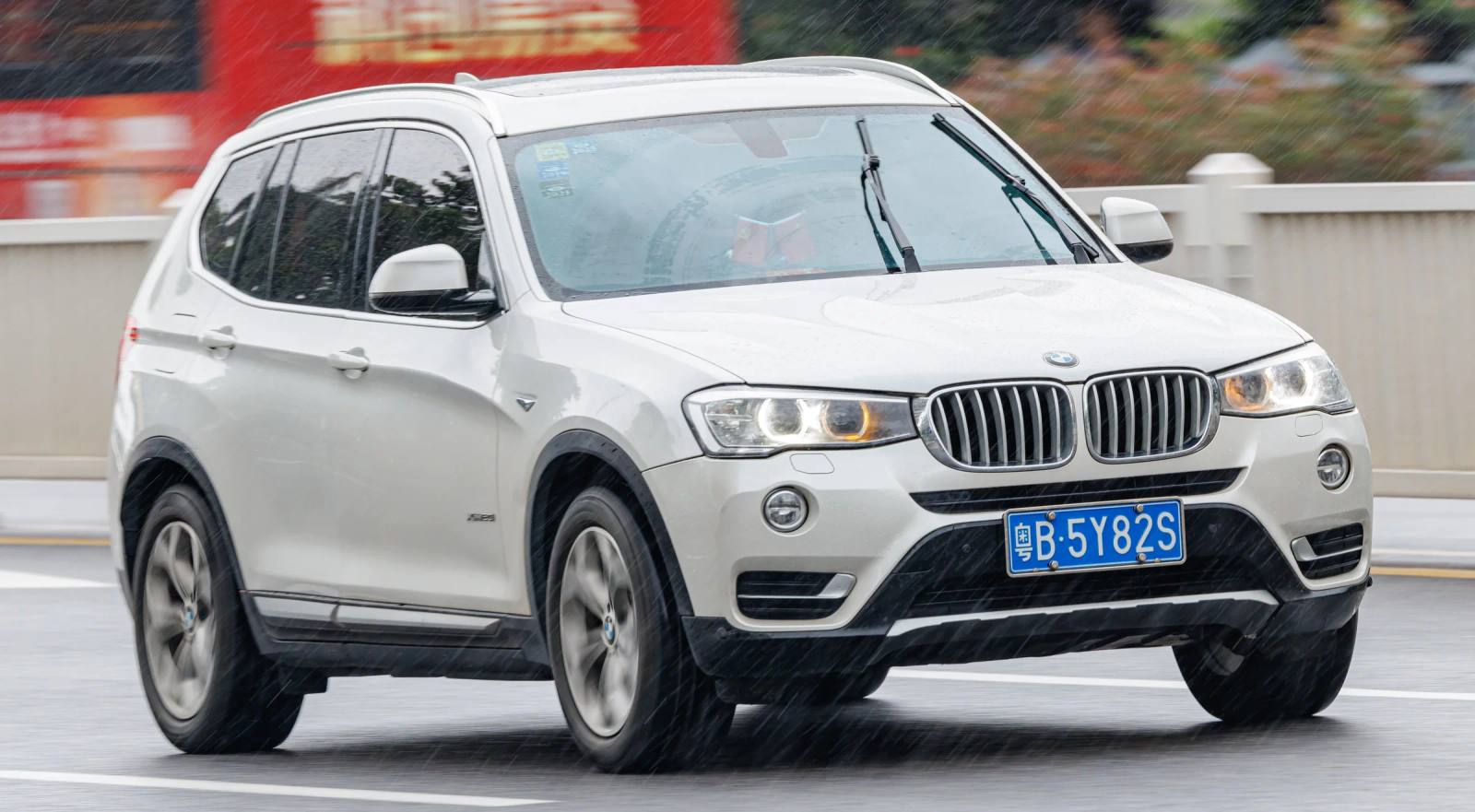 xDrive20d