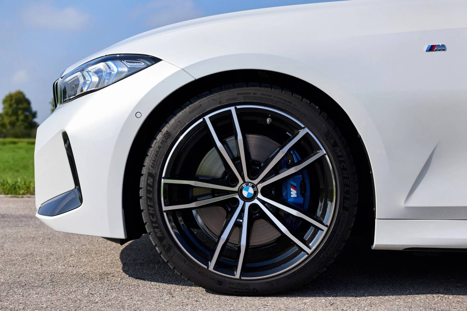 330d