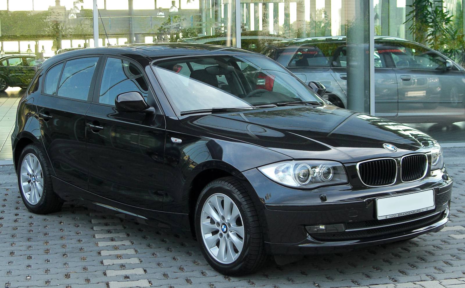 118i