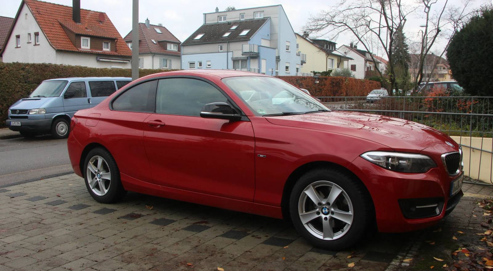 228i