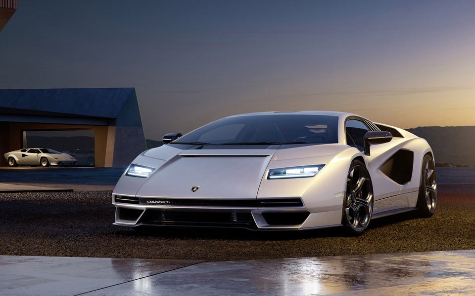 Countach LPI 800-4