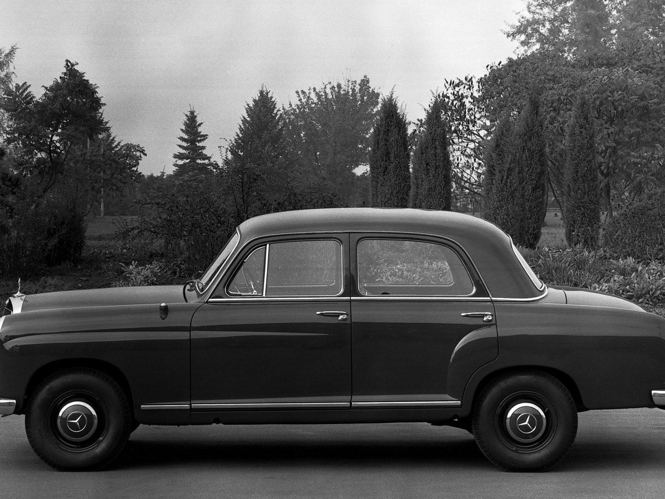 190 (W121)