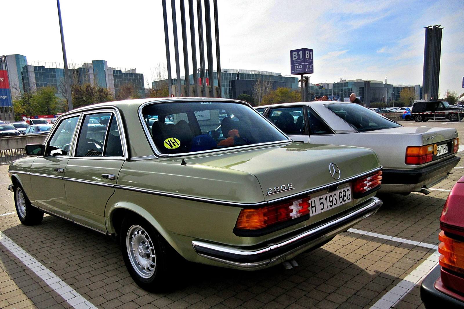 280