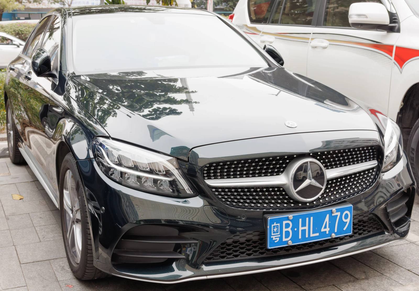 C 300