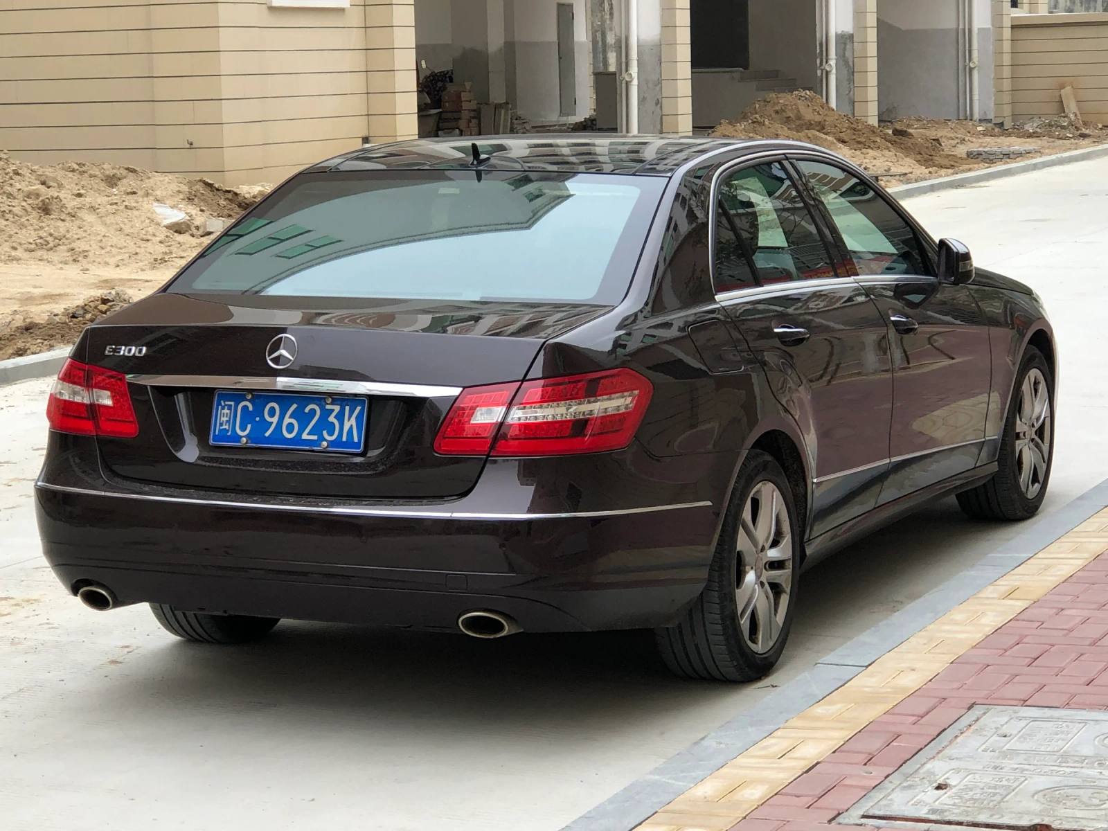 E 350