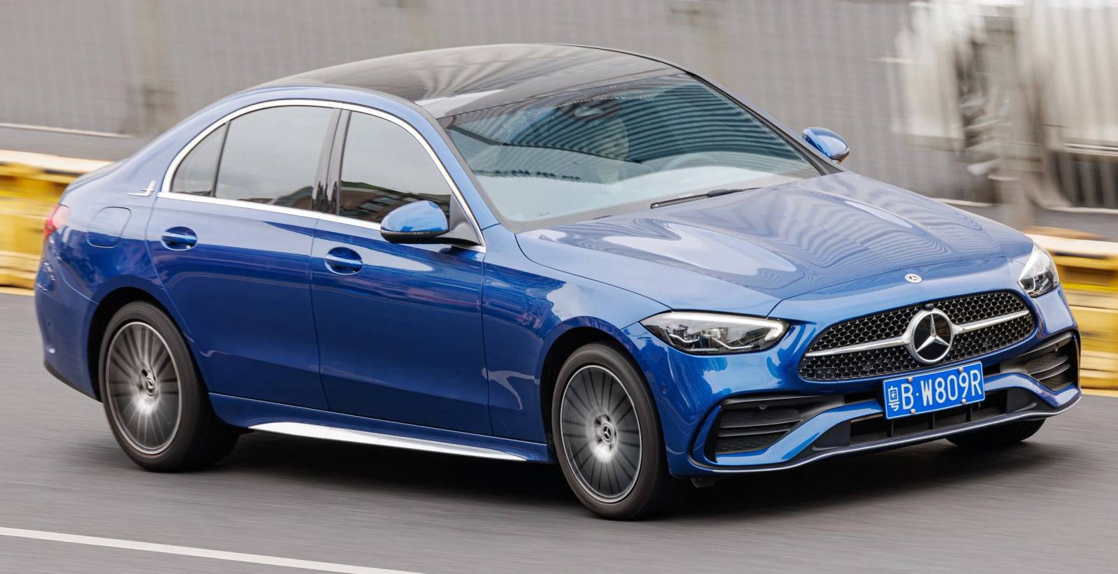 C 300
