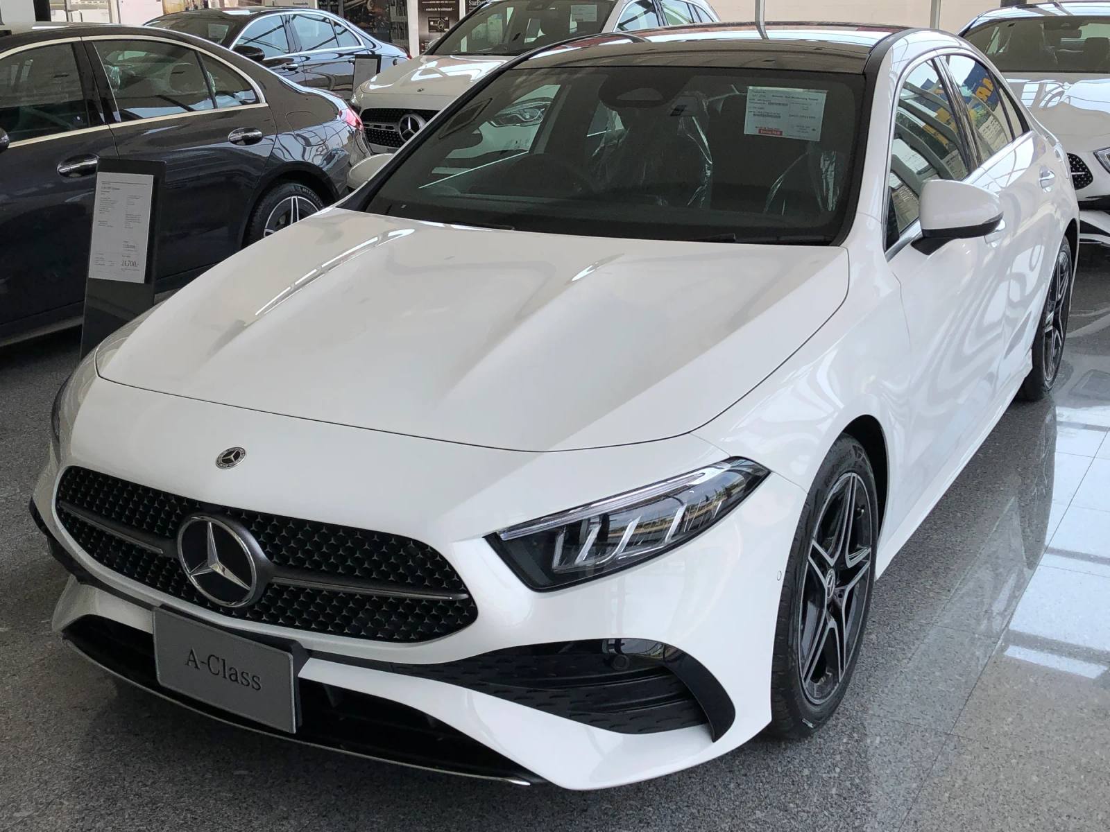 A 200 Sedan